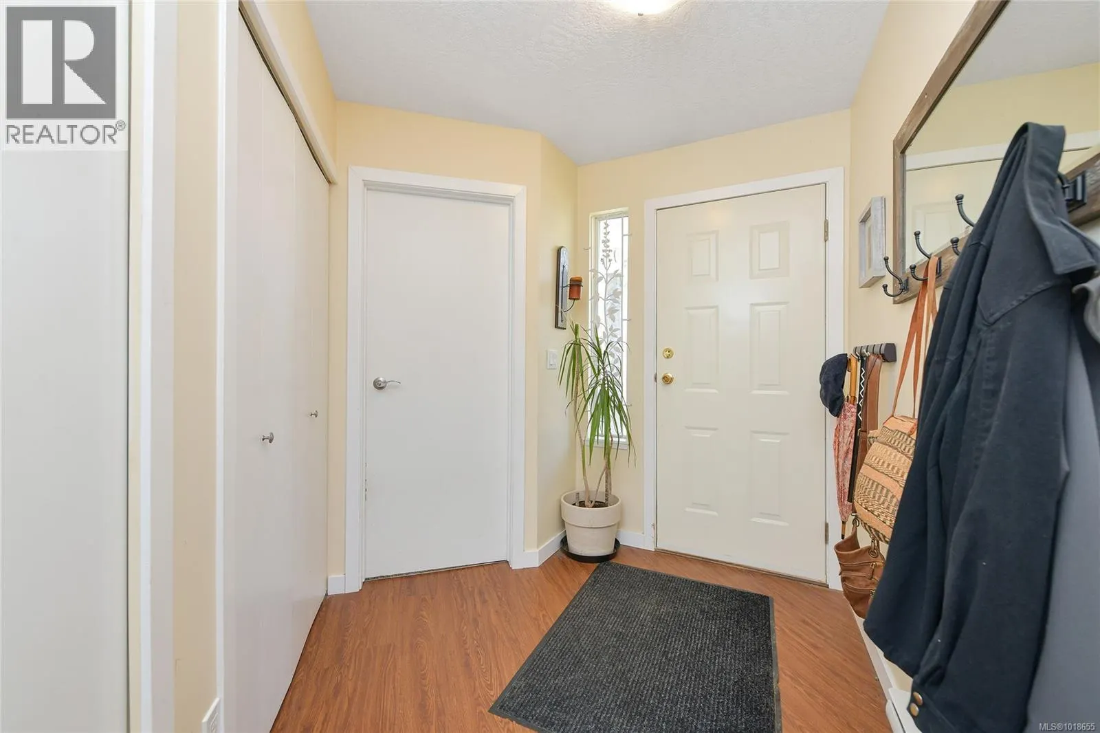 27 4125 INTERURBAN Rd