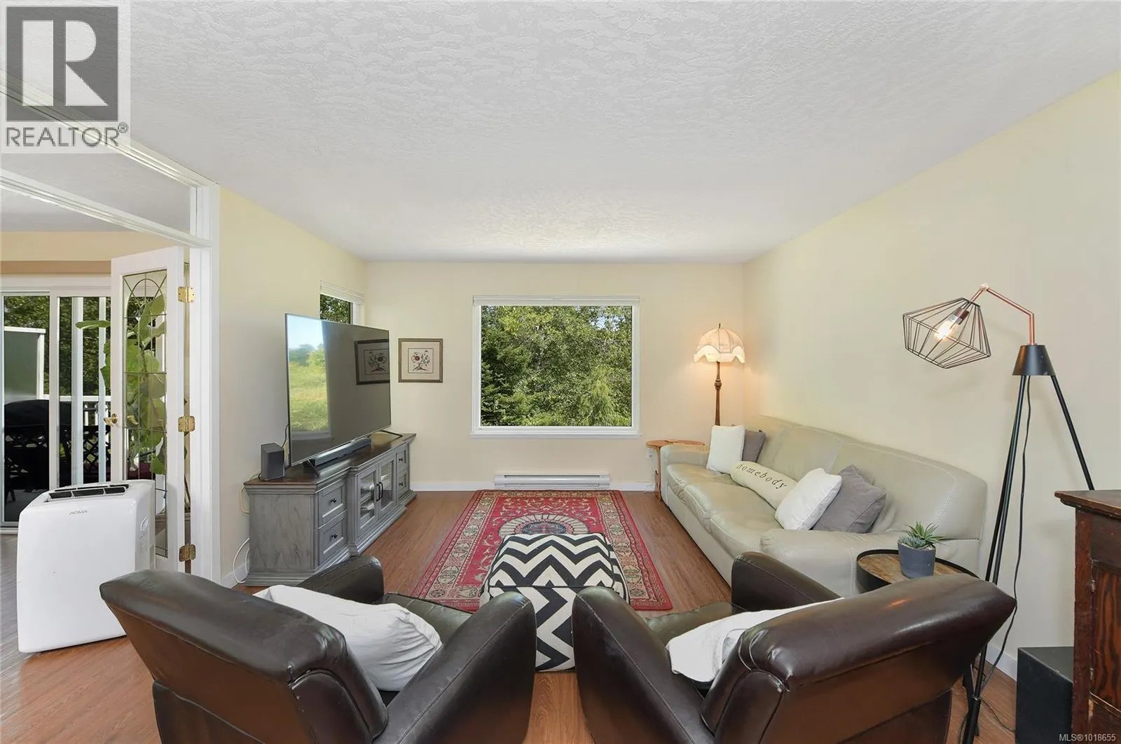 27 4125 INTERURBAN Rd