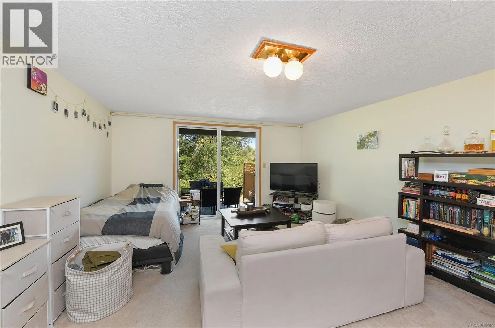 27 4125 INTERURBAN Rd