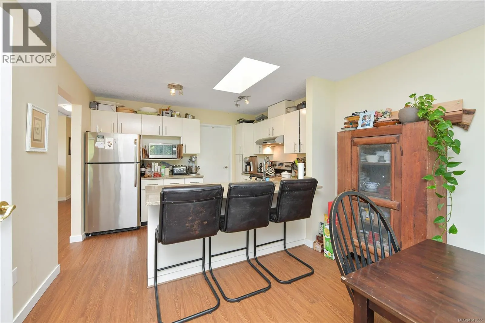 27 4125 INTERURBAN Rd