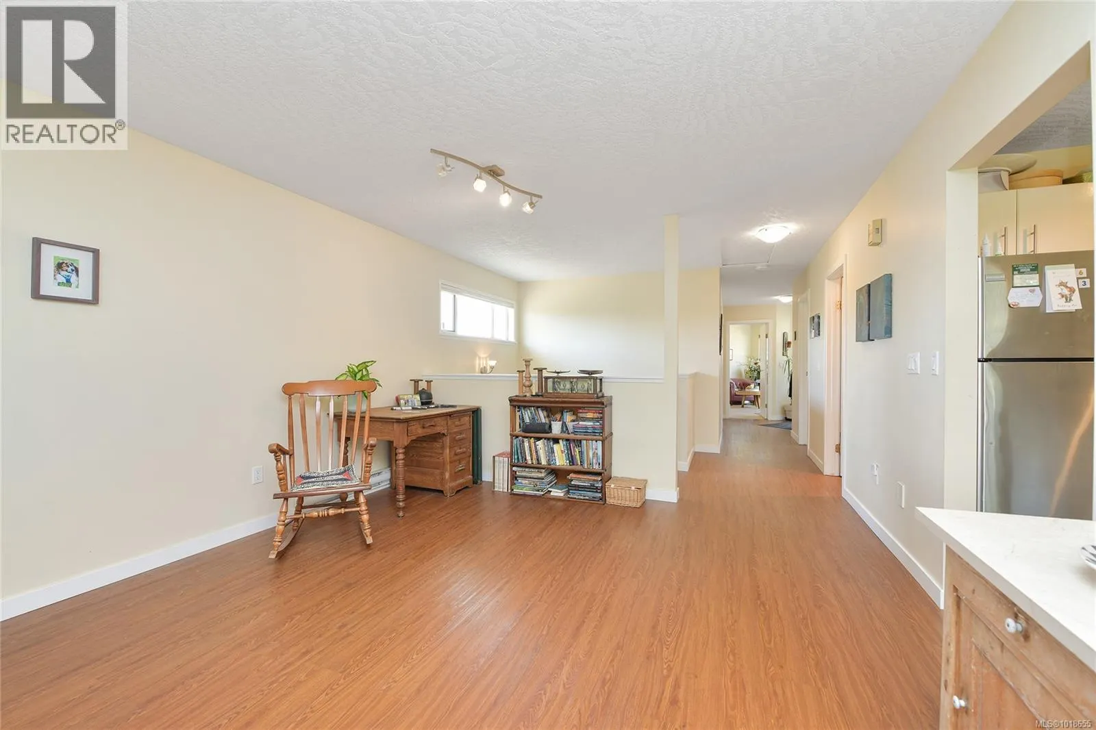 27 4125 INTERURBAN Rd