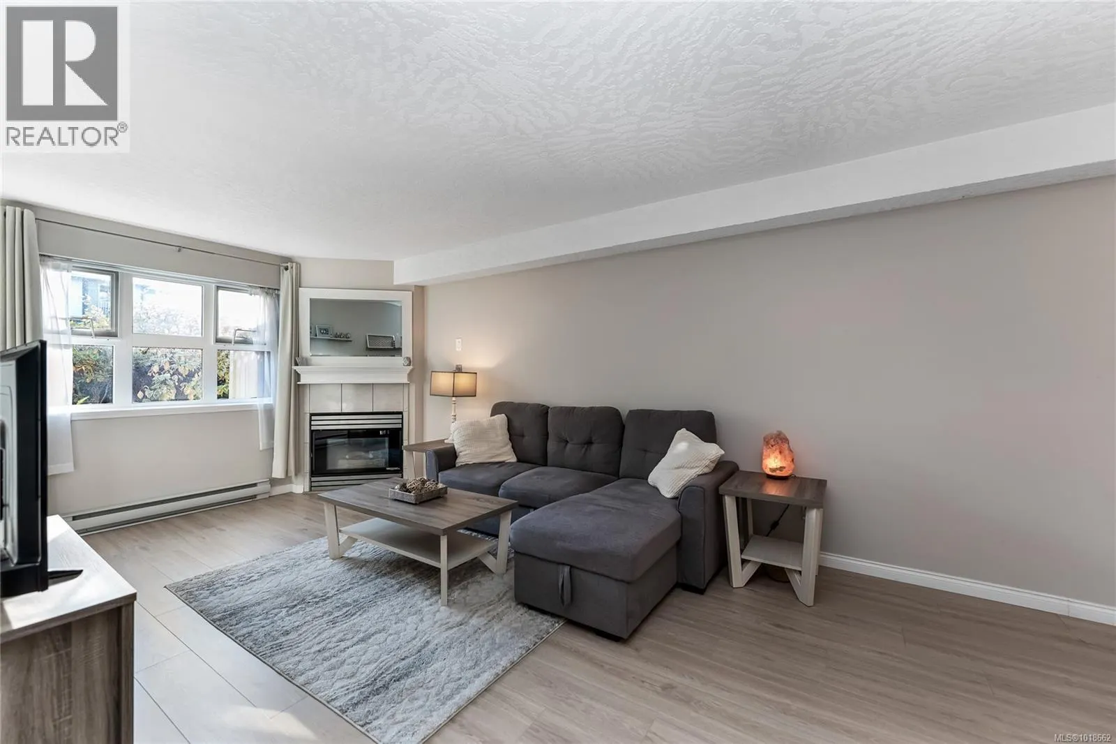 111 3010 Washington Ave