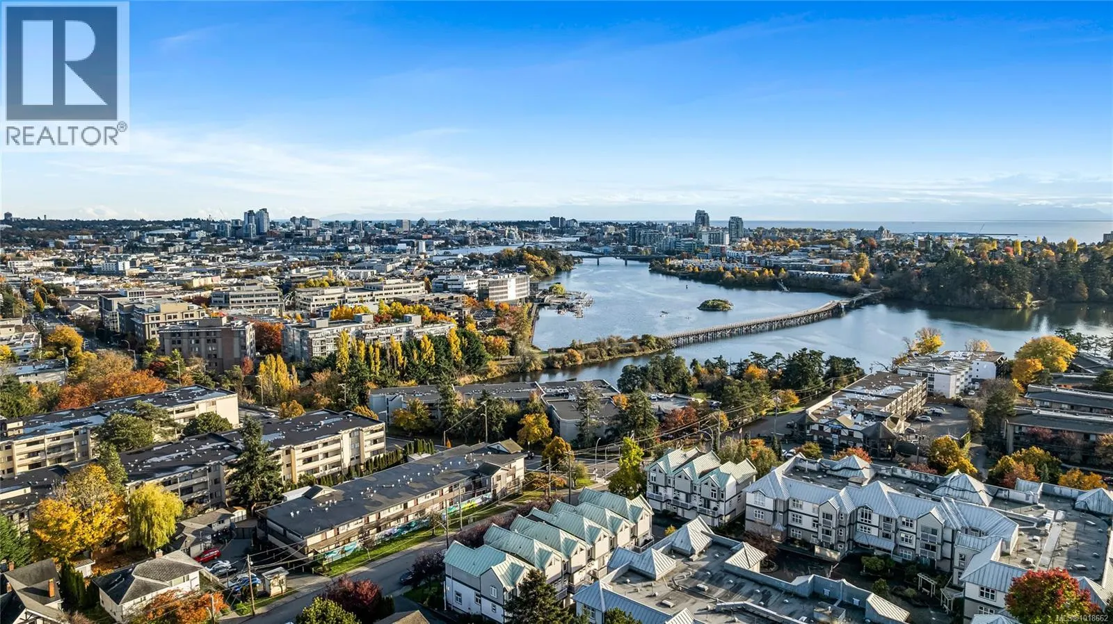 111 3010 Washington Ave