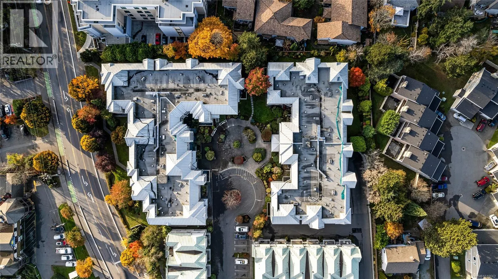 111 3010 Washington Ave