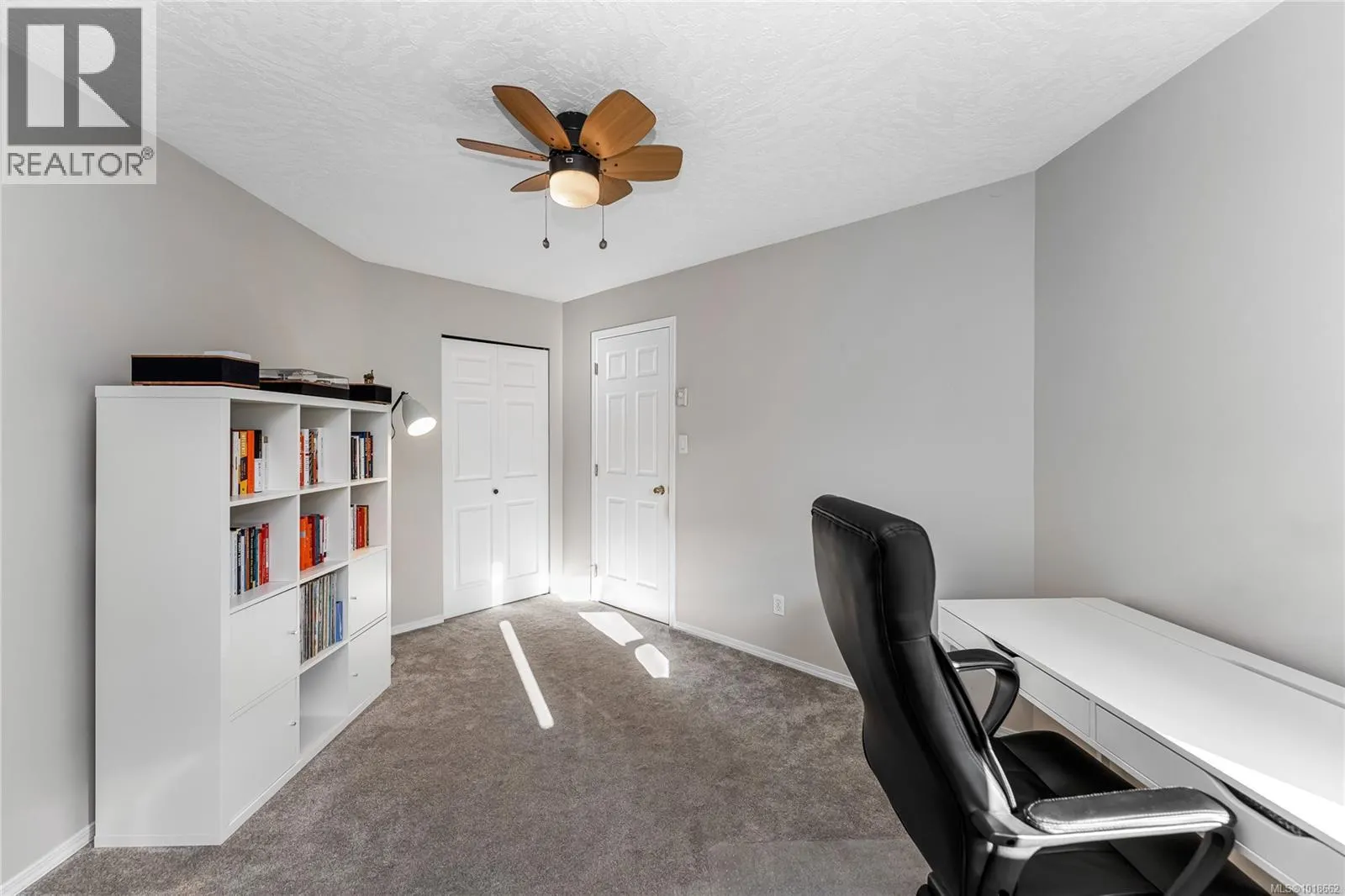 111 3010 Washington Ave