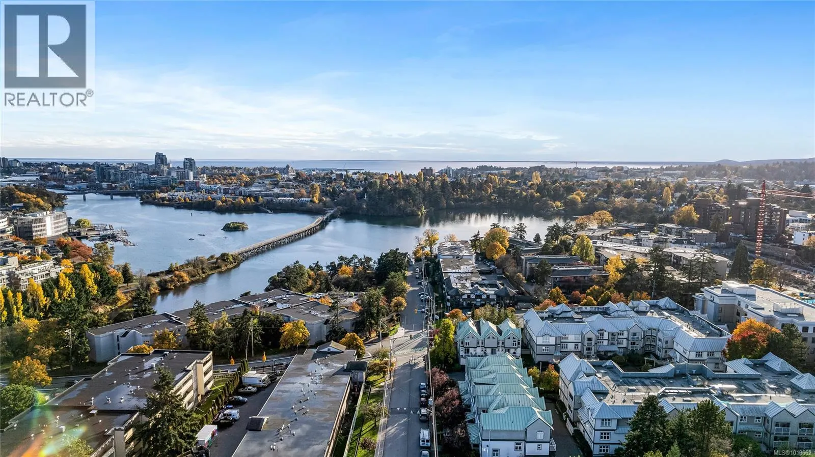 111 3010 Washington Ave