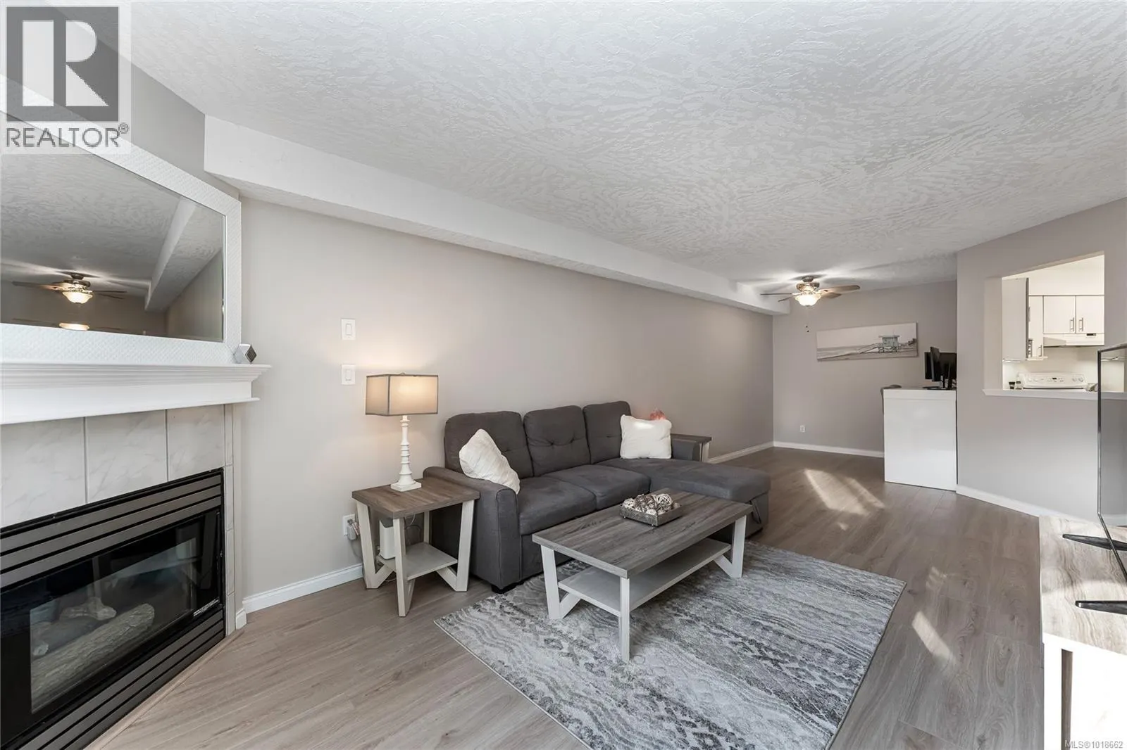 111 3010 Washington Ave