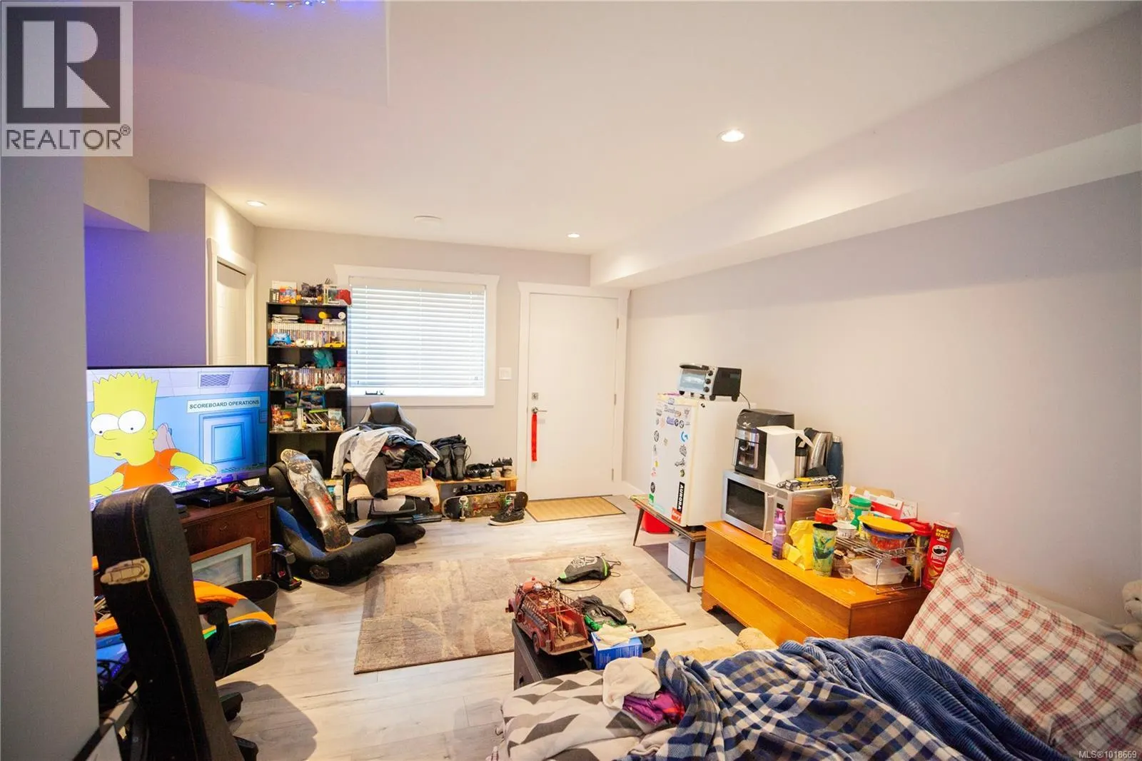 435 Silver Mountain Dr