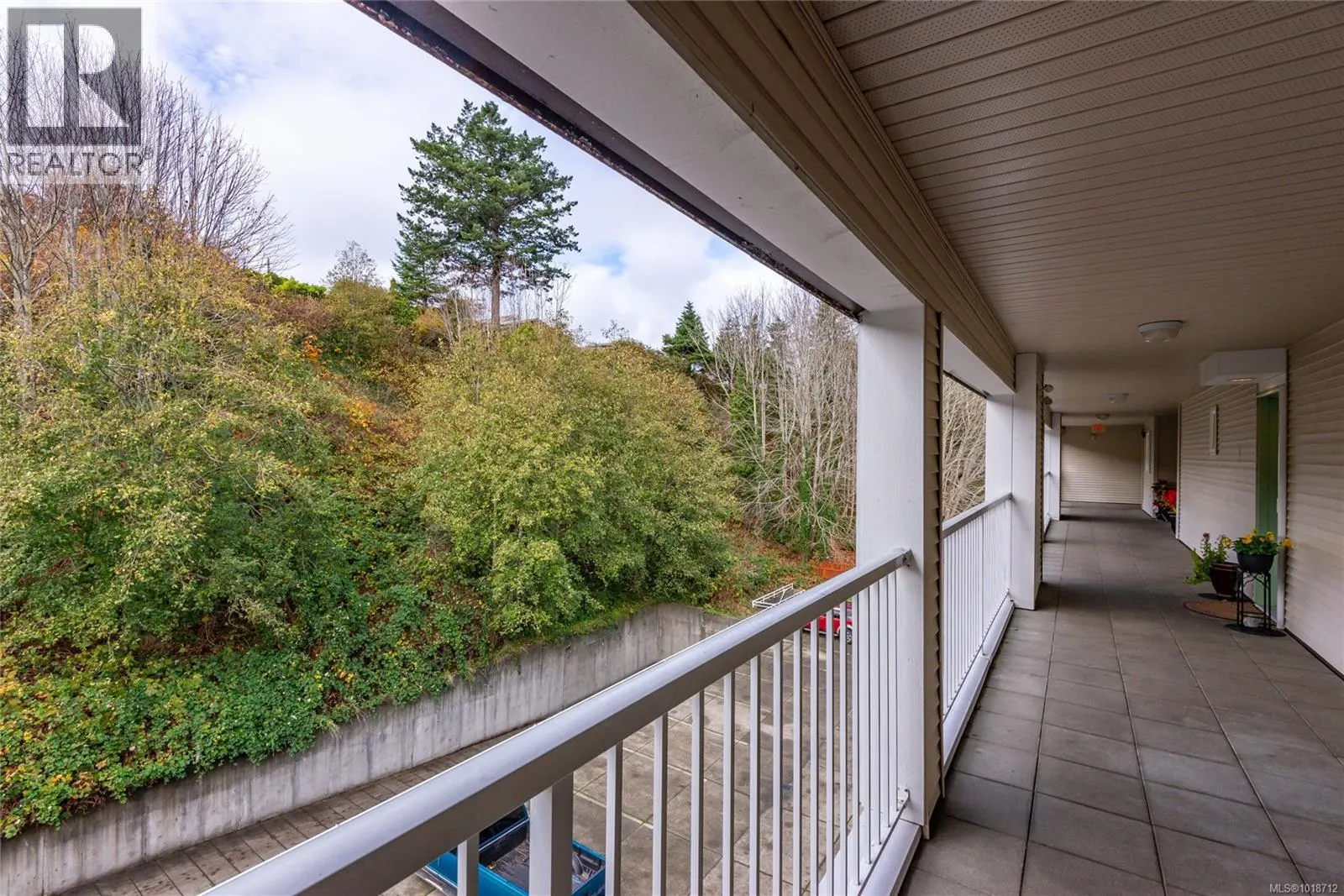 412 350 South Island Hwy