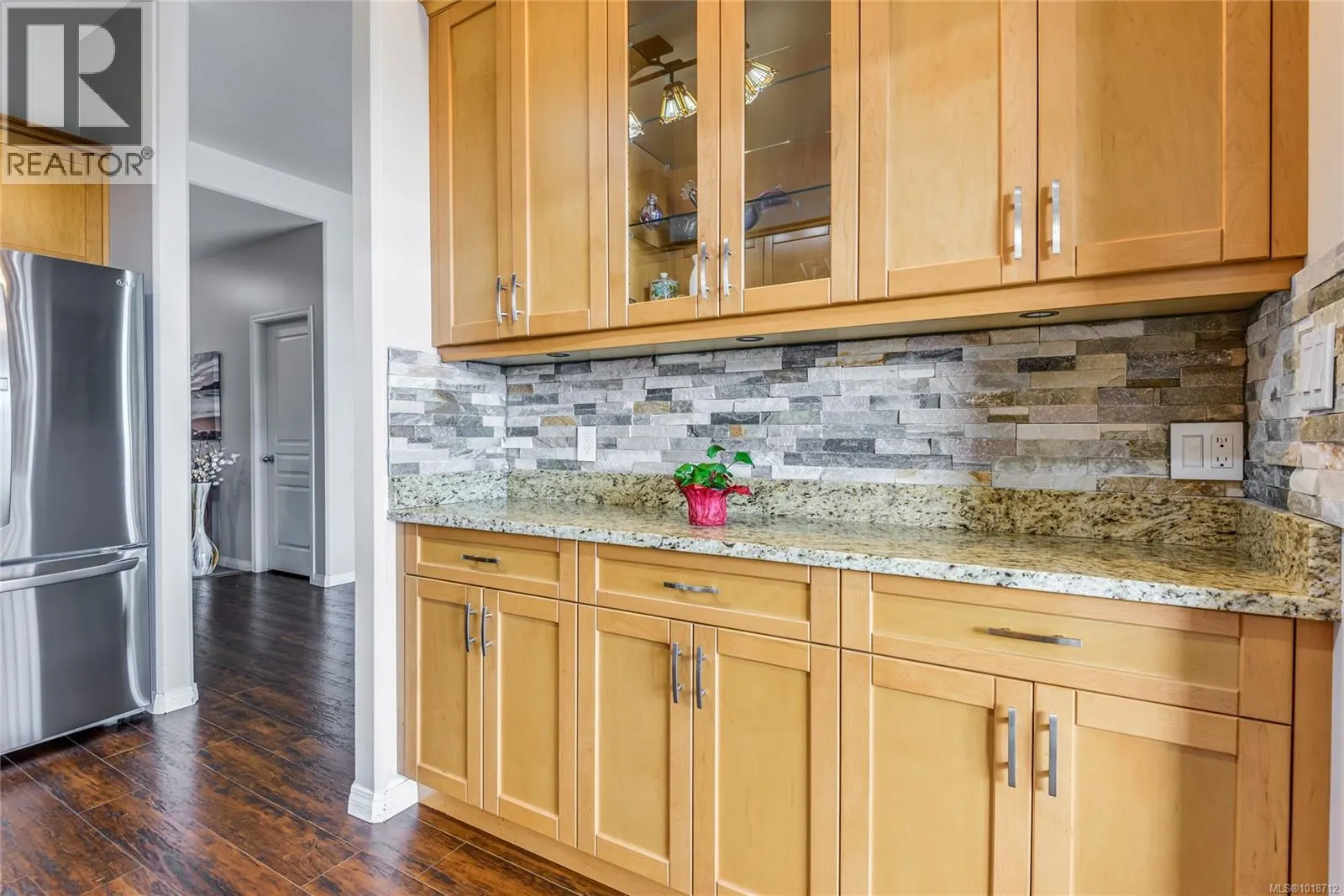 412 350 South Island Hwy