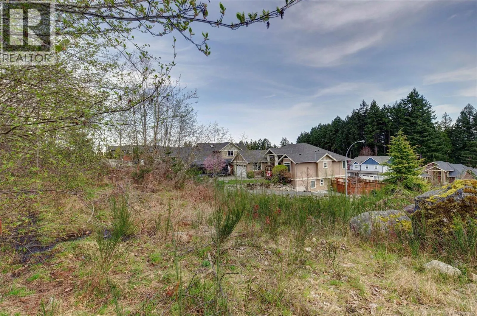 901 Hanington Rd