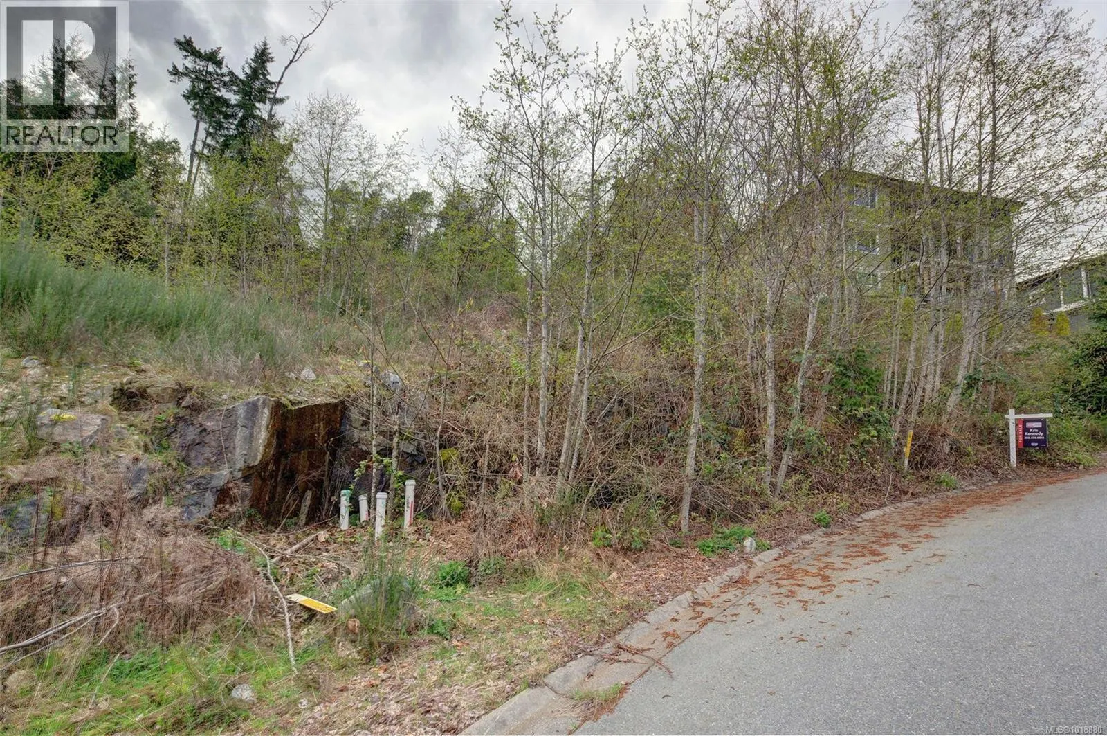 901 Hanington Rd