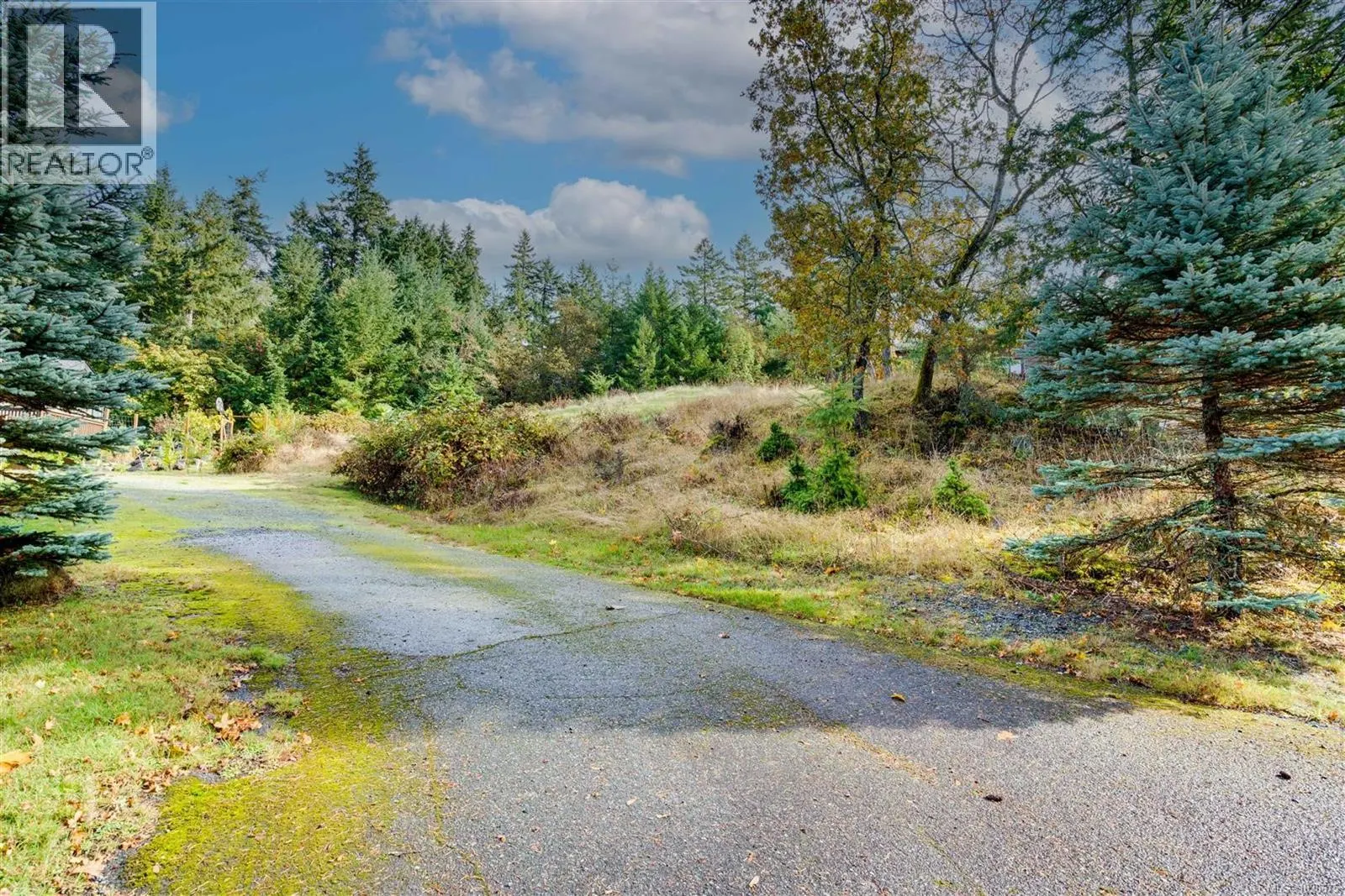 Lot B Garry Oak Dr