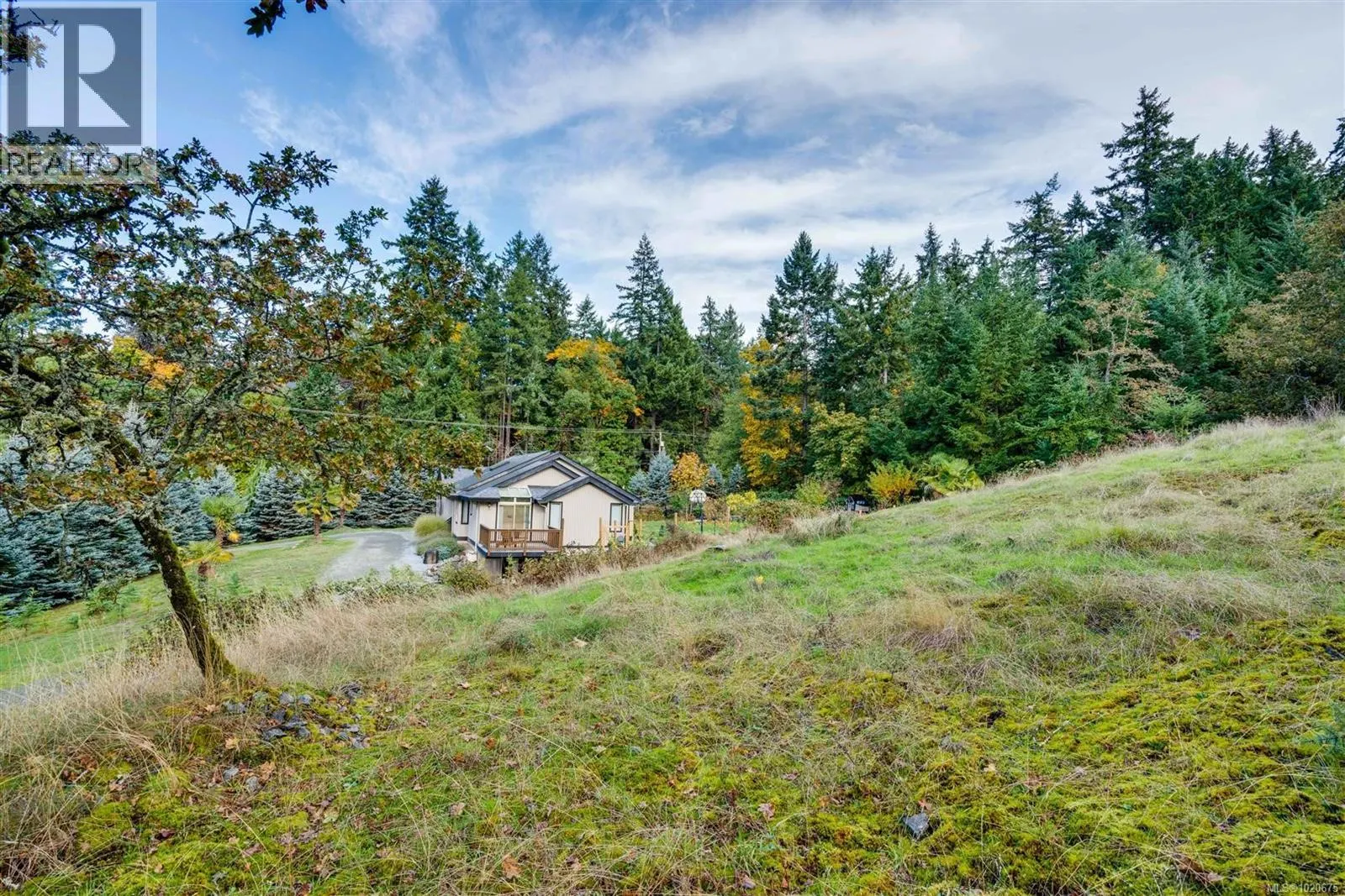 Lot B Garry Oak Dr