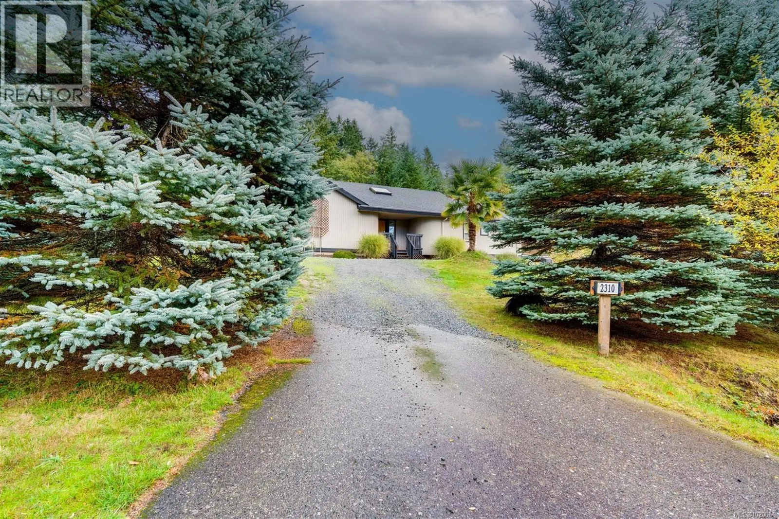 2310 Garry Oak Dr