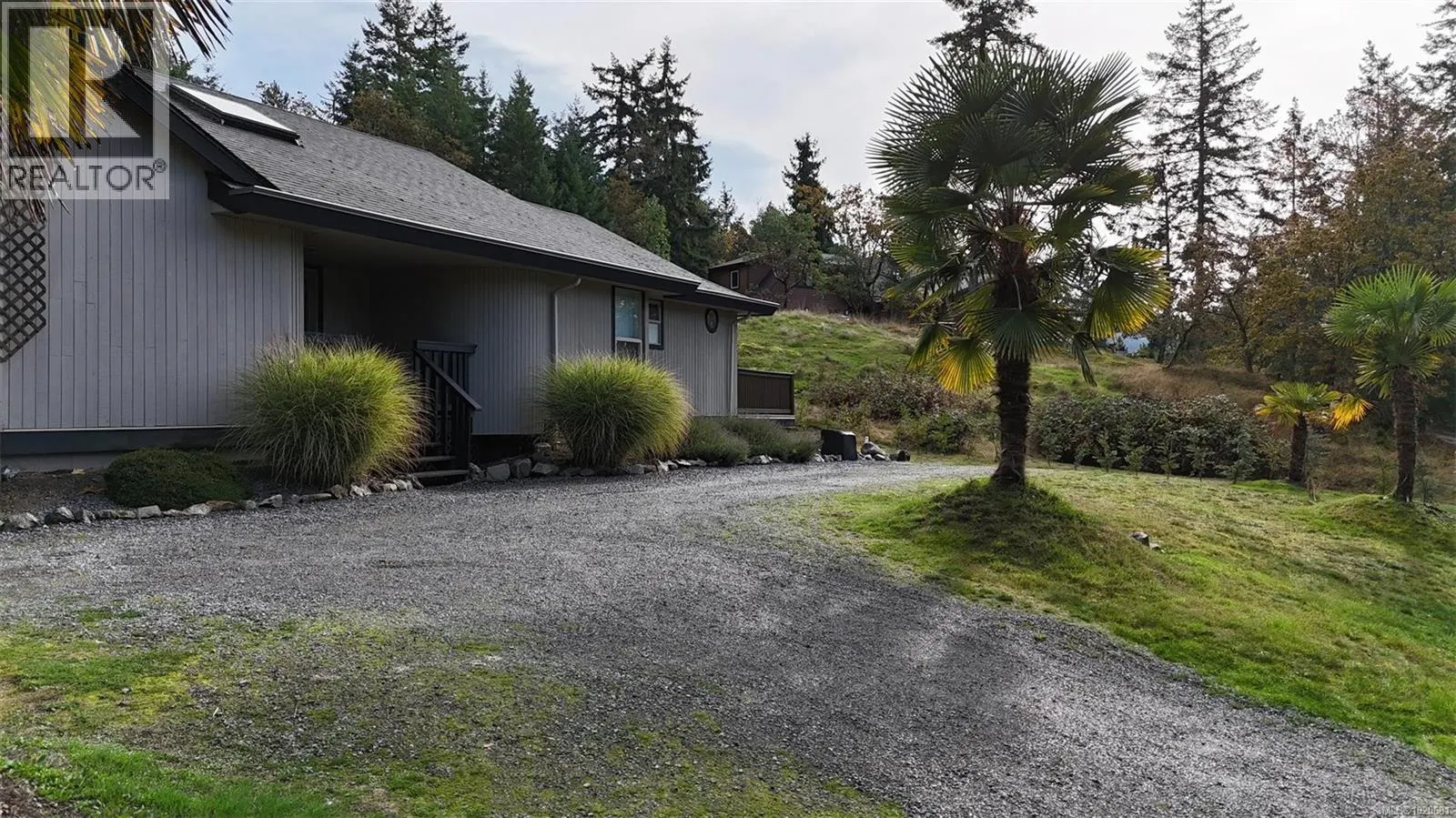 2310 Garry Oak Dr