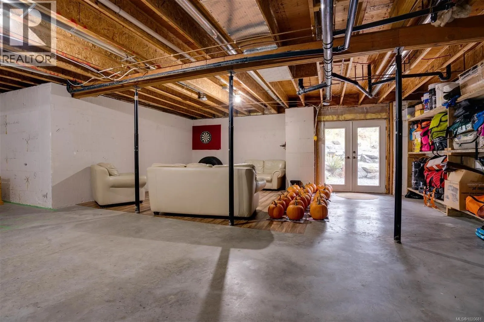 2310 Garry Oak Dr