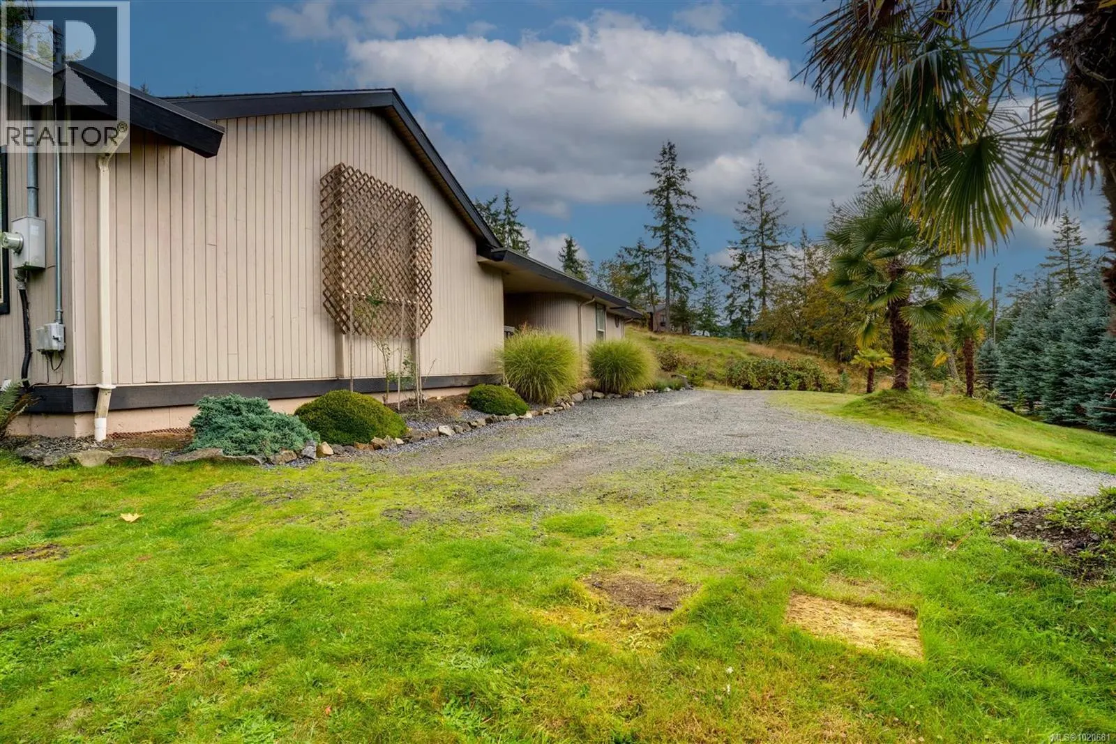 2310 Garry Oak Dr