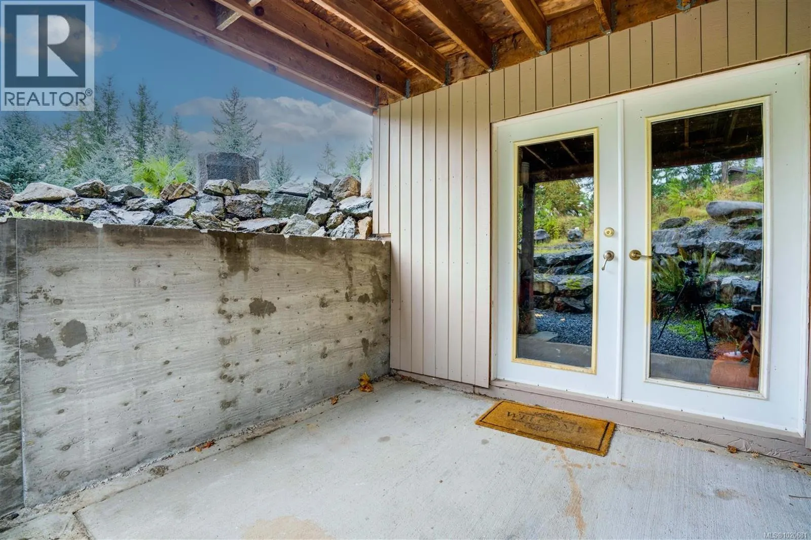 2310 Garry Oak Dr