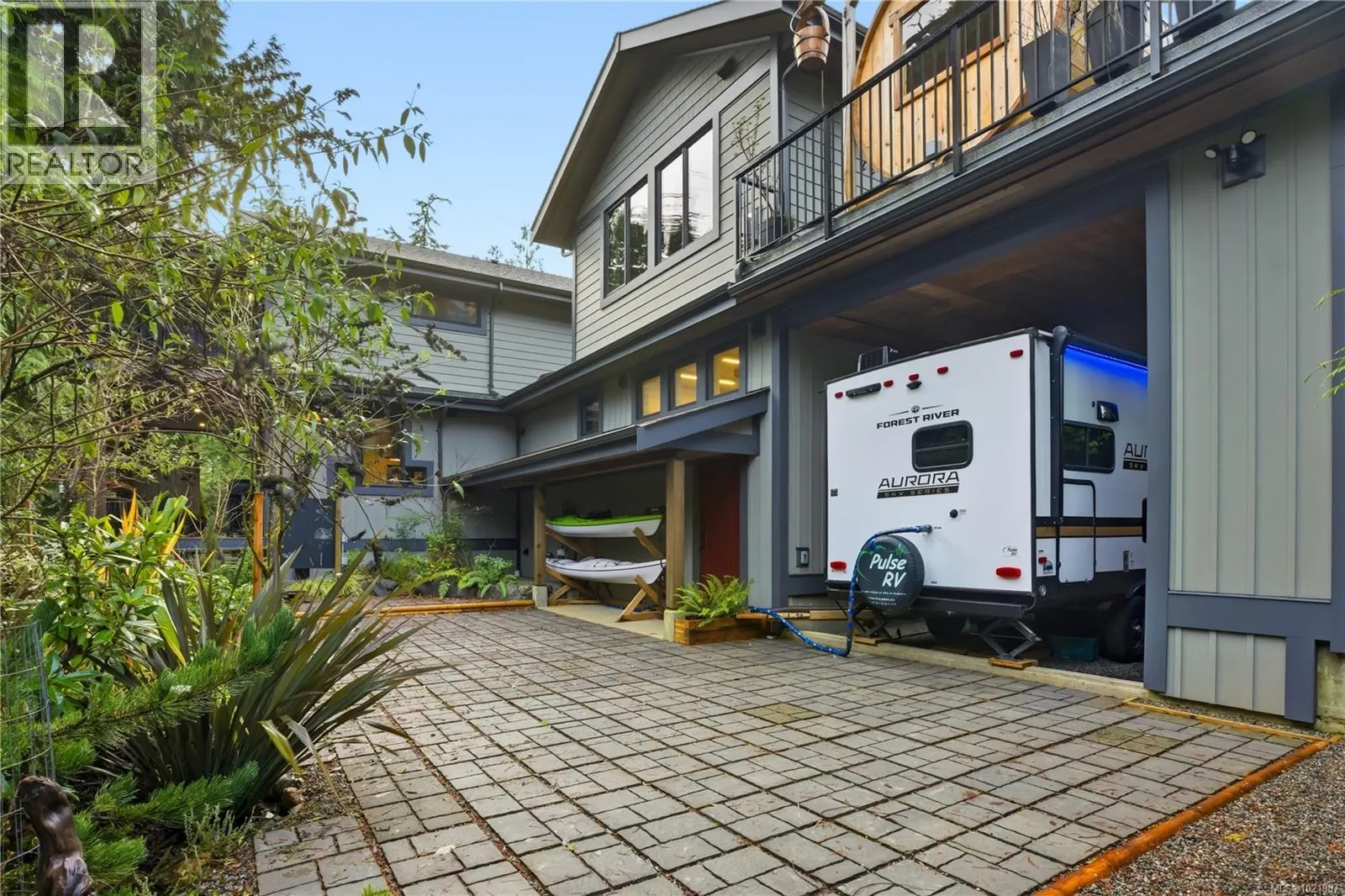 1708 Rainforest Lane