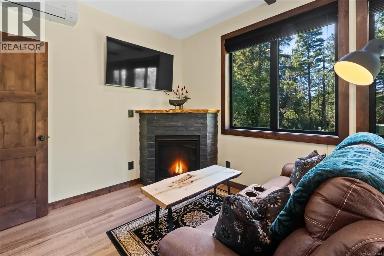 1708 Rainforest Lane