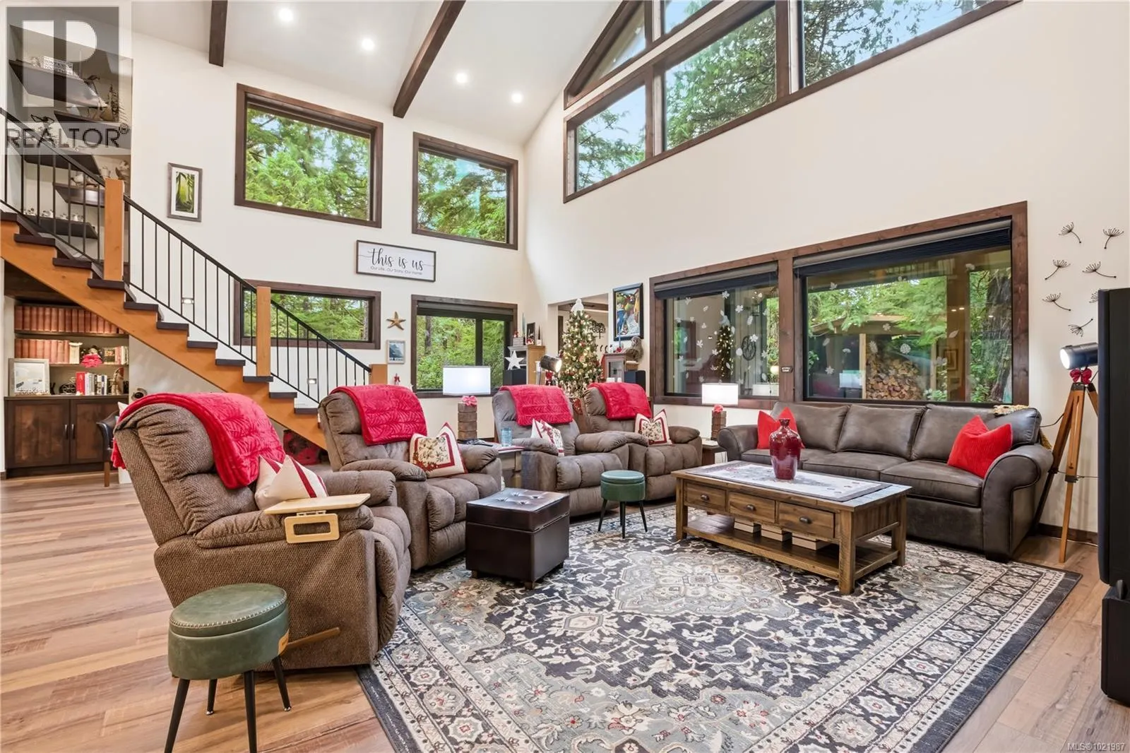 1708 Rainforest Lane