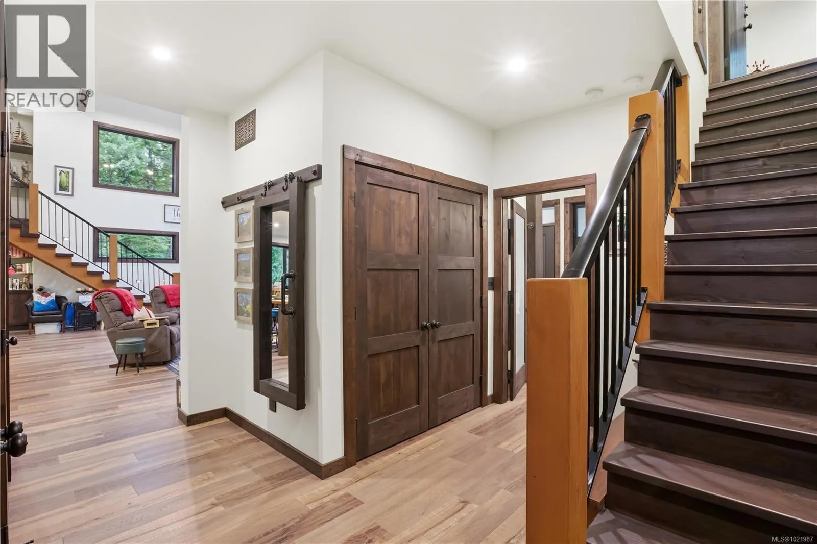 1708 Rainforest Lane
