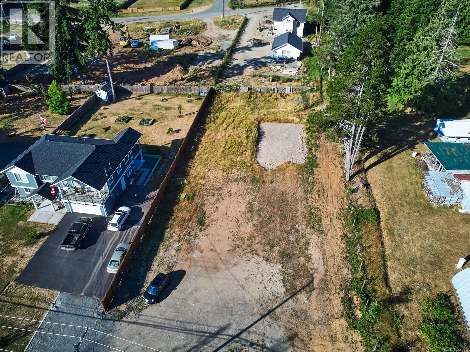 6632 Island Hwy W