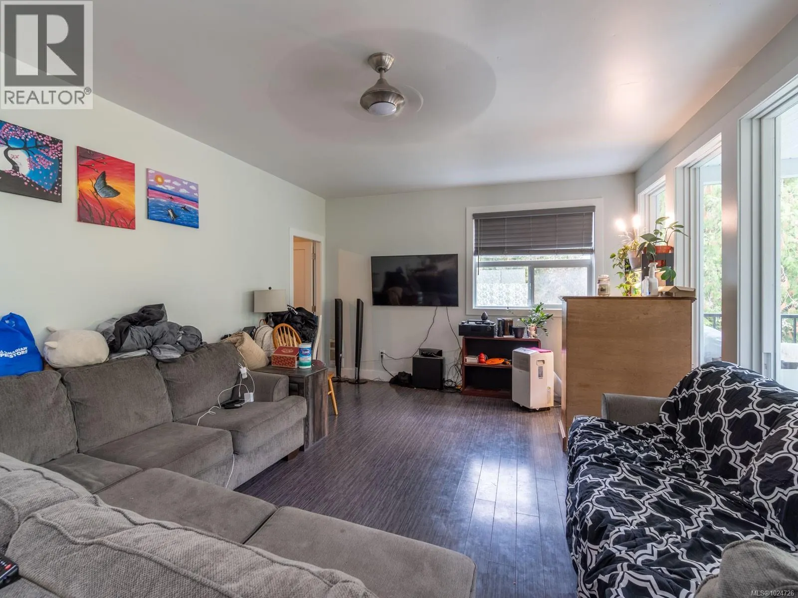 2116 Alberni Hwy
