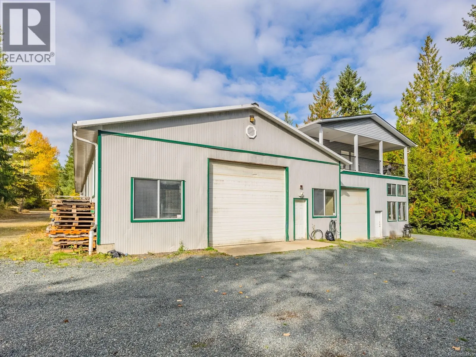 2116 Alberni Hwy