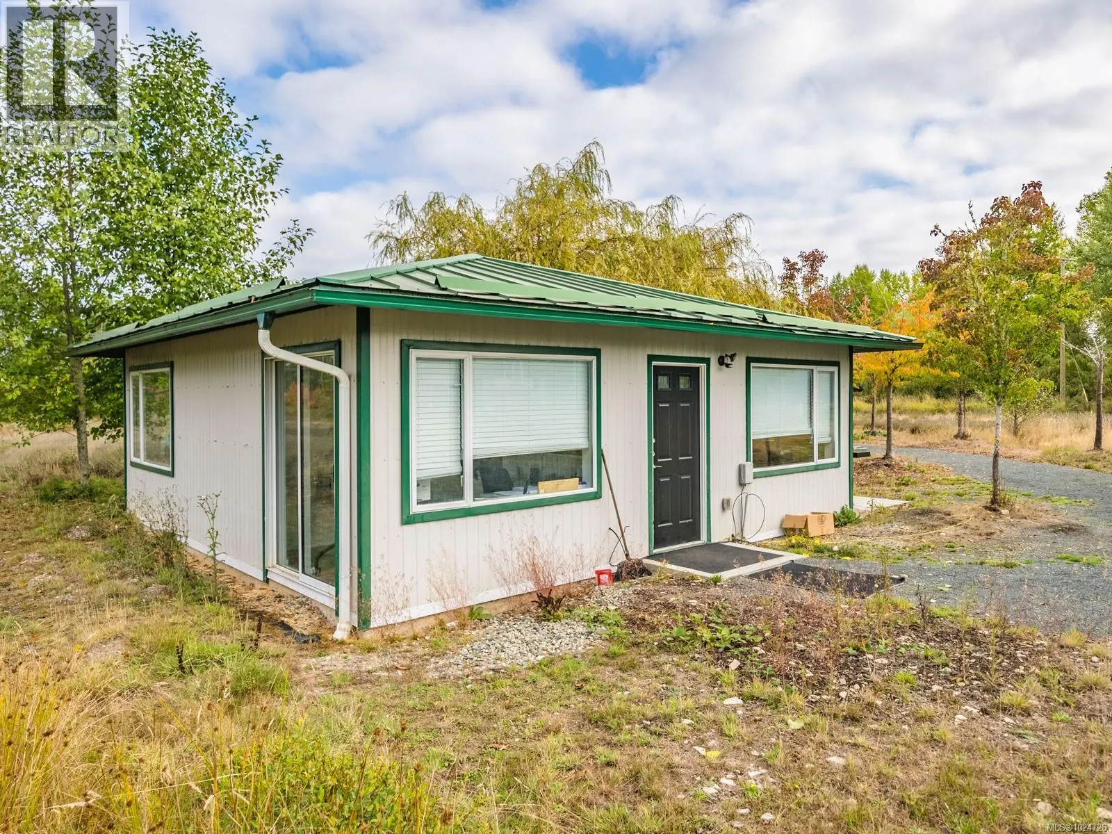 2116 Alberni Hwy