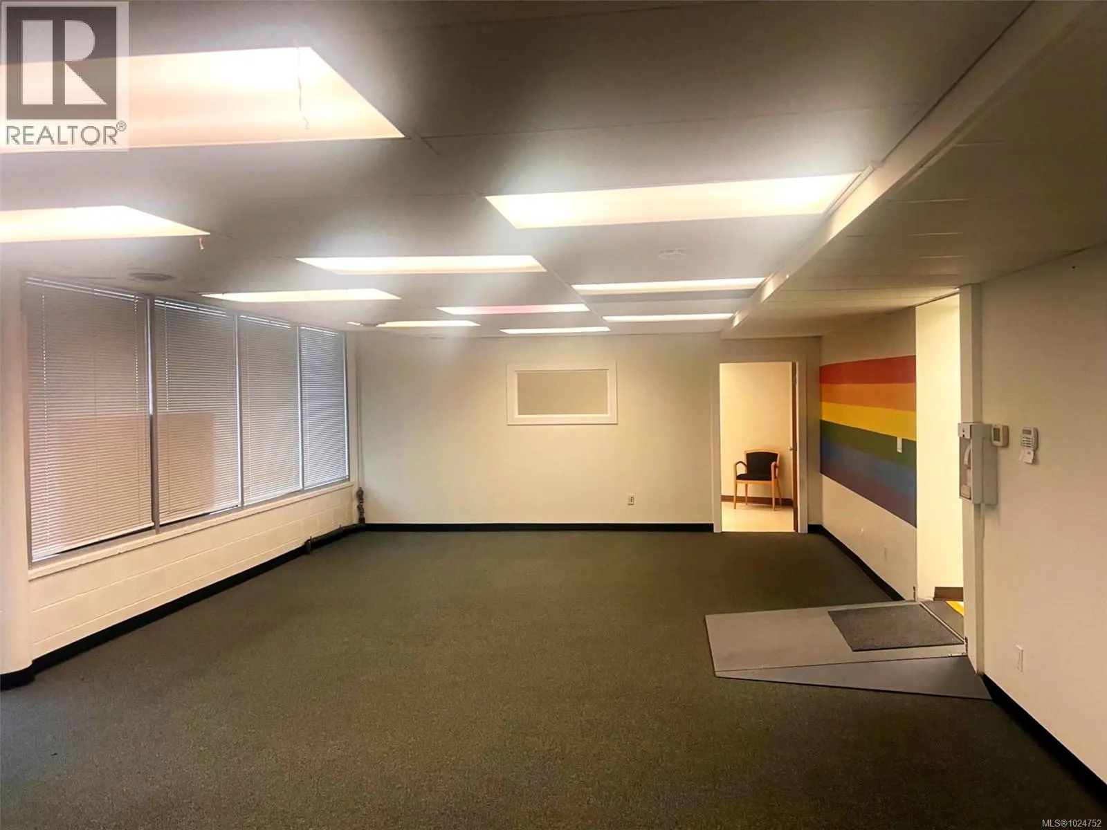 300 Terminal Ave S