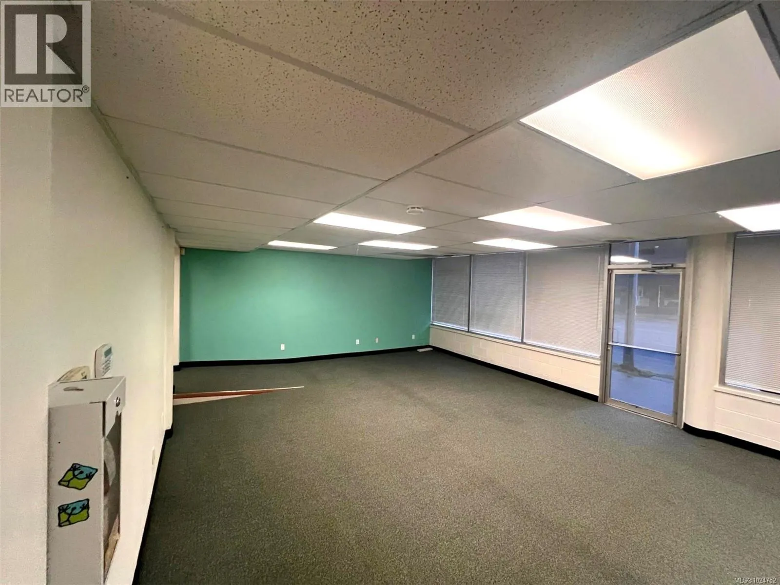 300 Terminal Ave S