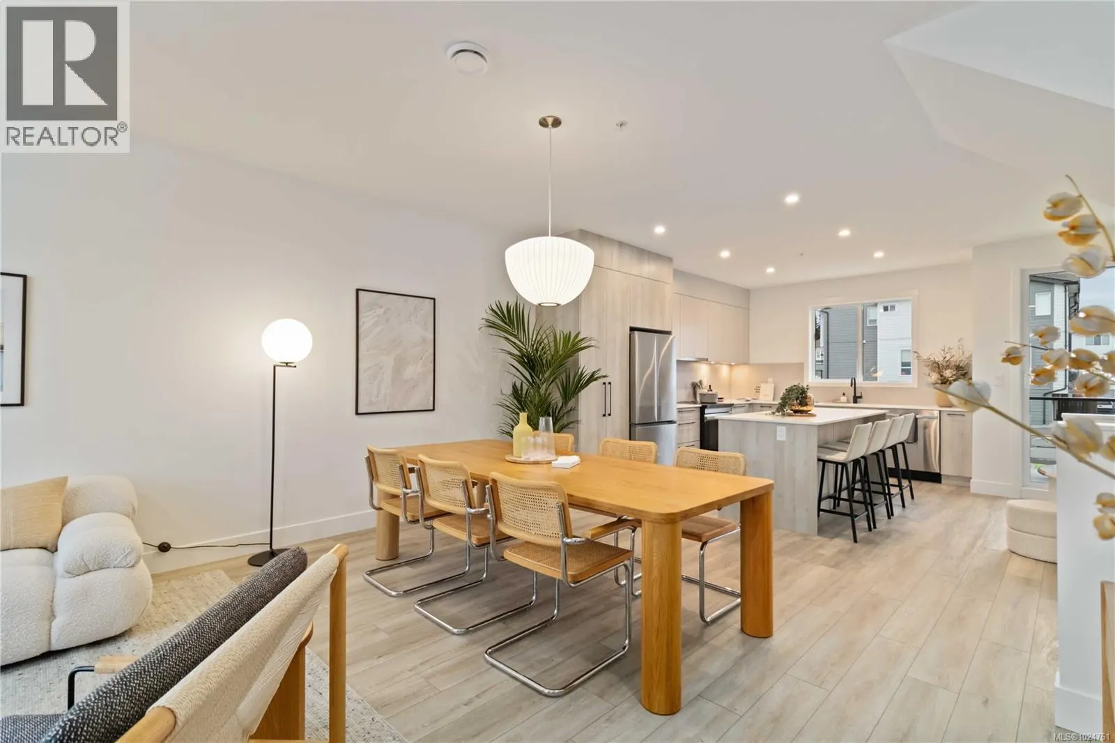 107 368 Tradewinds Ave