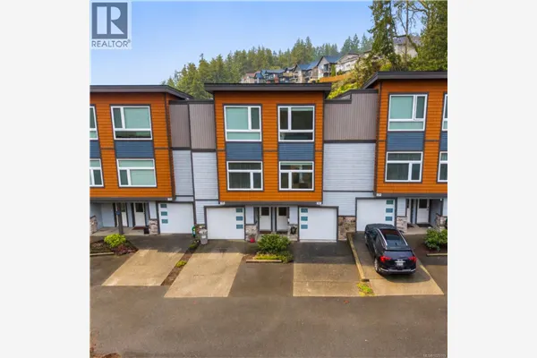 107 933 Wild Ridge Way