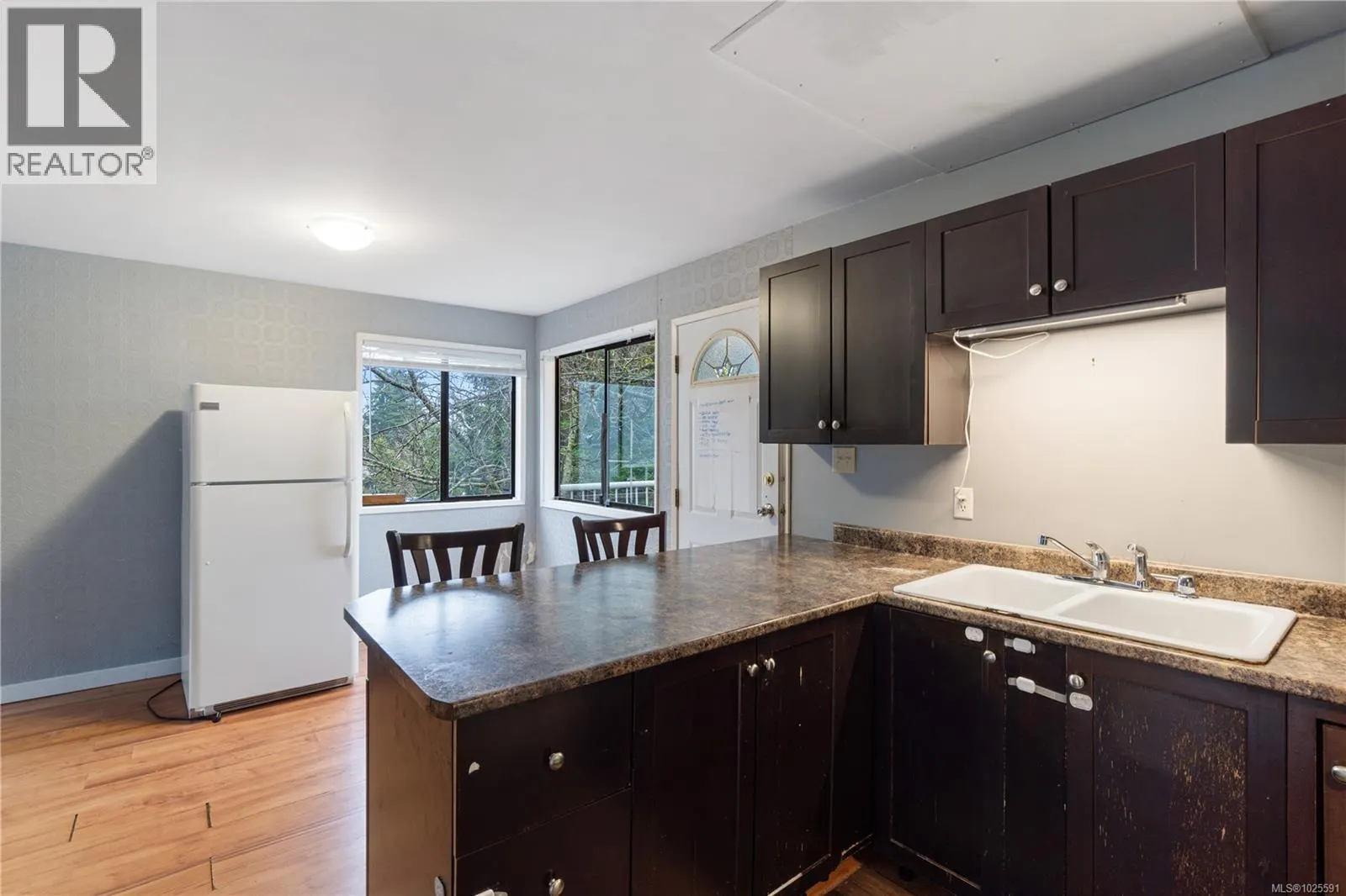 834 Holly Hill Rd