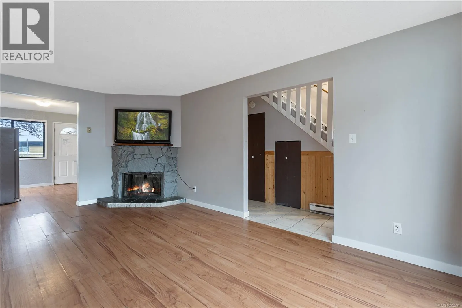 834 Holly Hill Rd