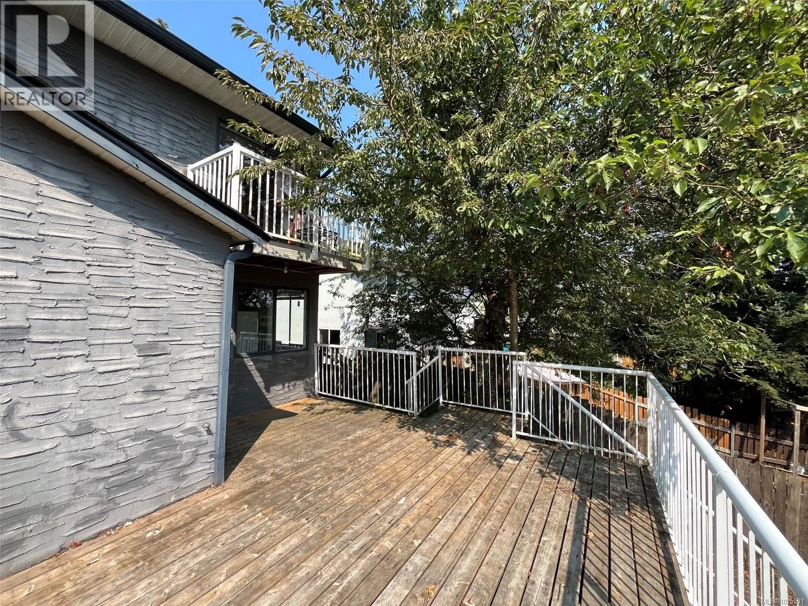 834 Holly Hill Rd