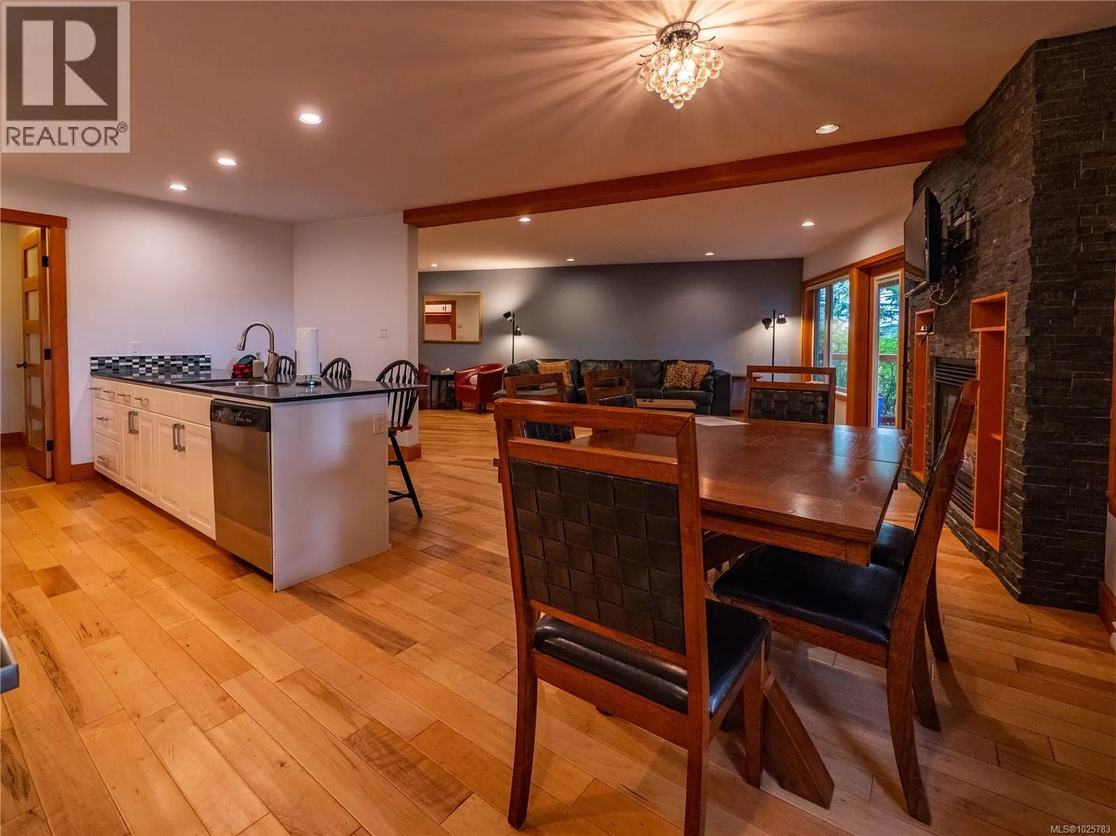 330 Reef point Rd