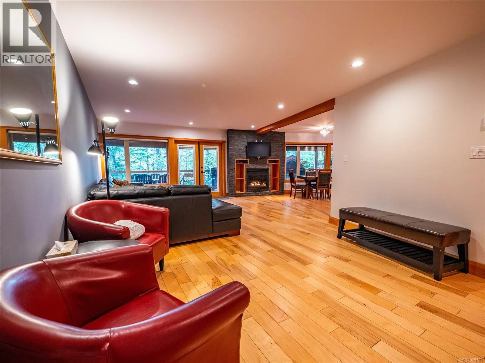 330 Reef point Rd