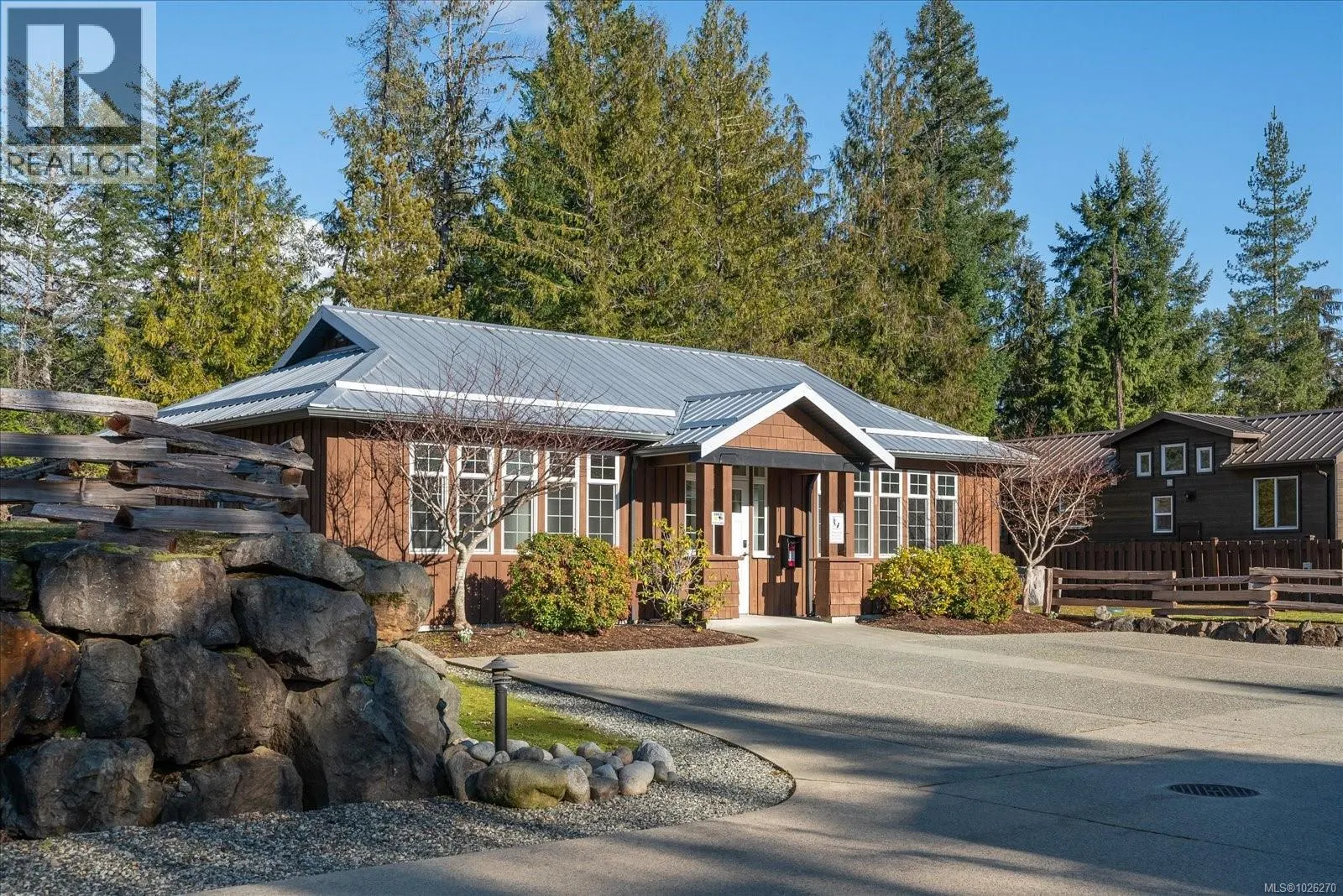12 10750 Central Lake Rd