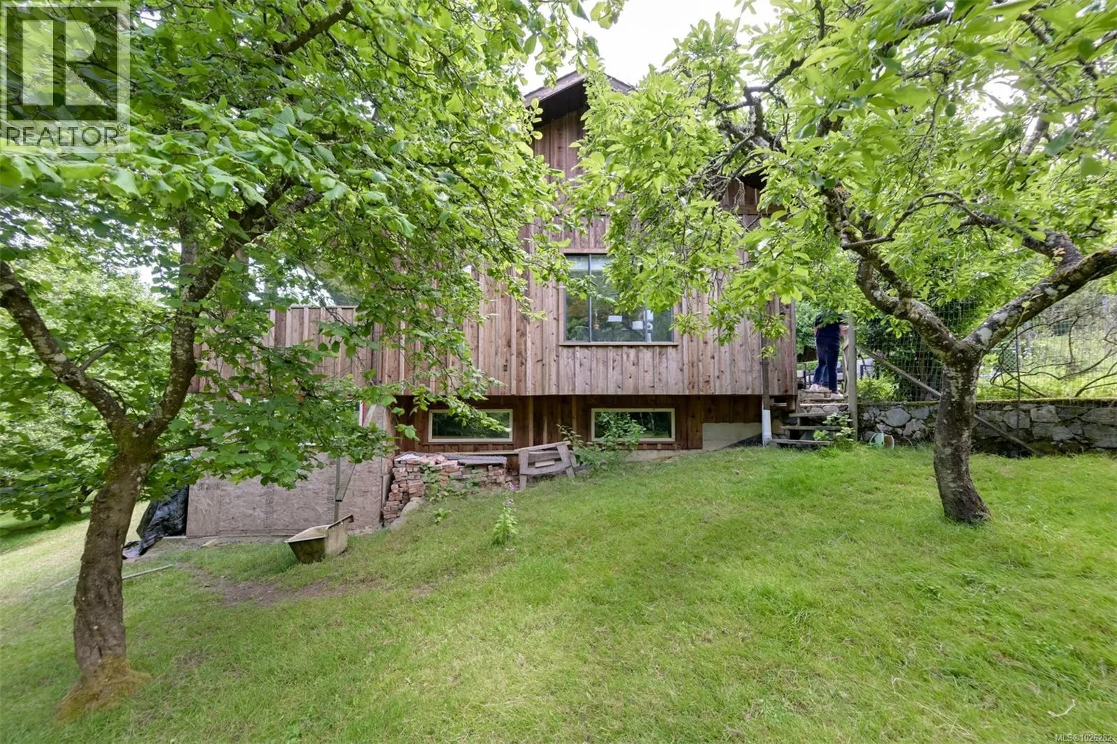 5489 Forest Hill Rd