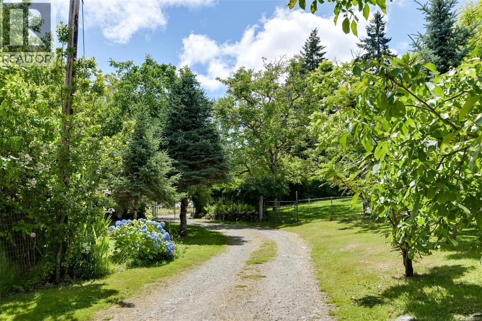 5489 Forest Hill Rd
