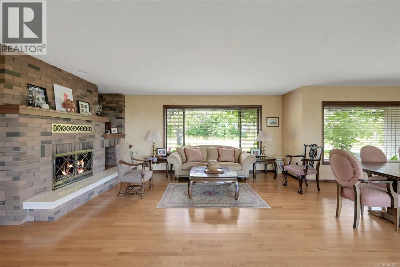 5489 Forest Hill Rd