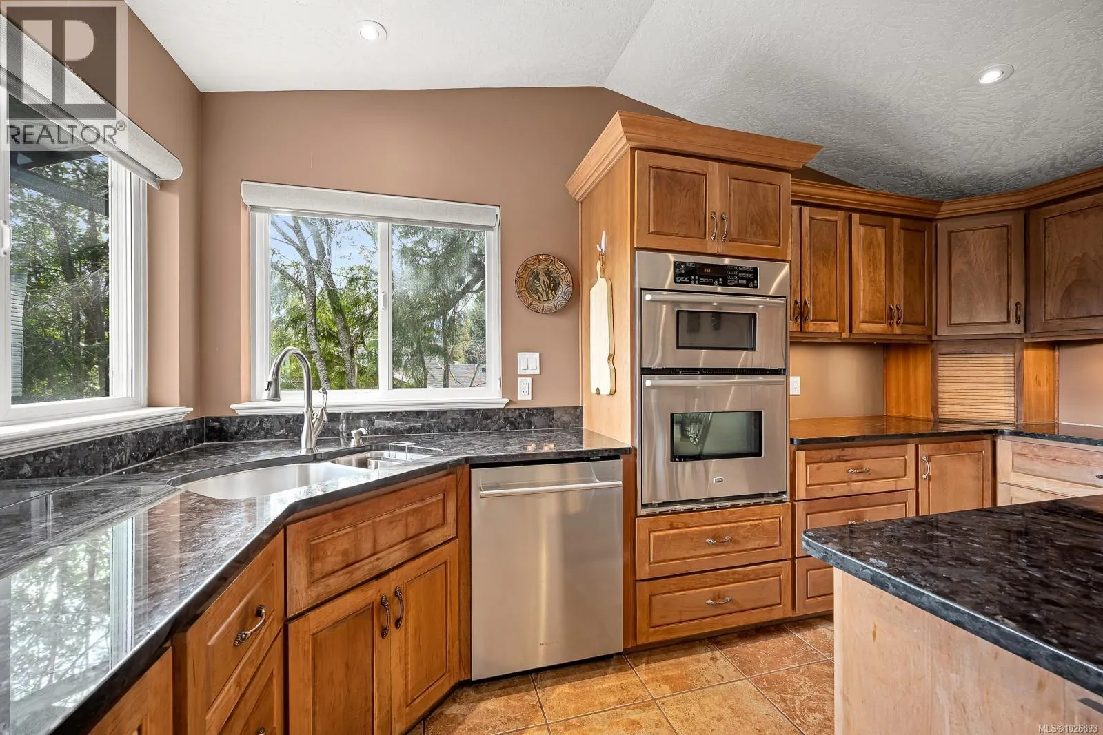 1780 Jay Bell Trail