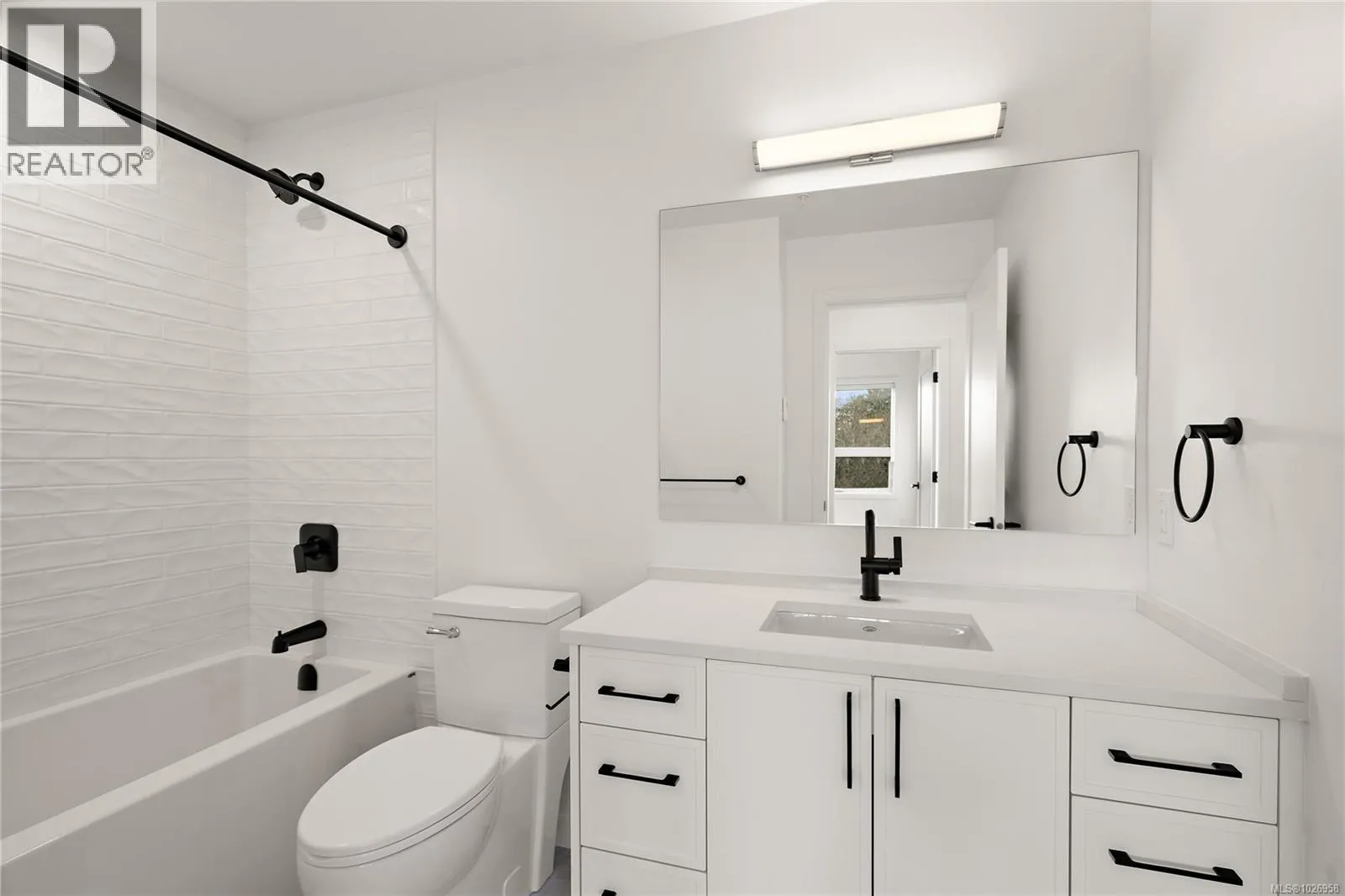309 1102 Esquimalt Rd