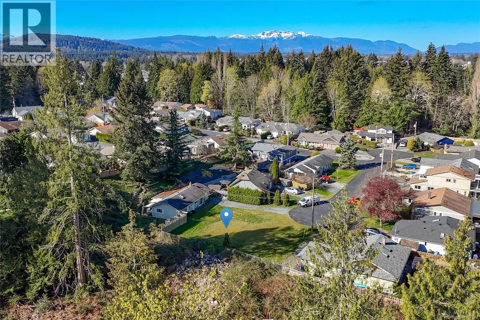24 493 PIONEER Cres