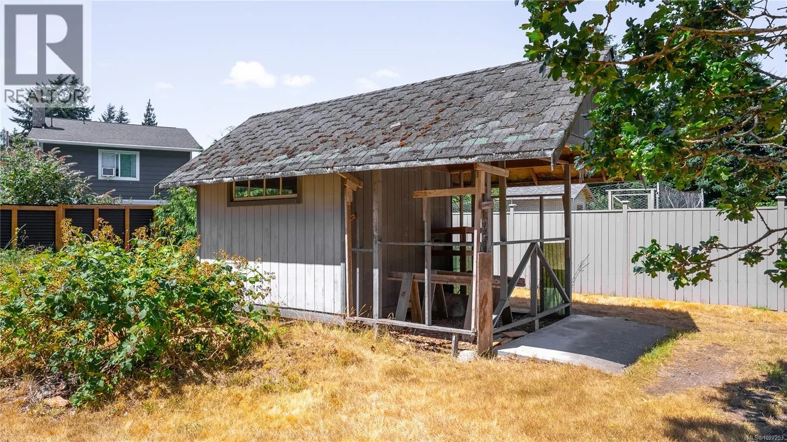 3250 Metchosin Rd