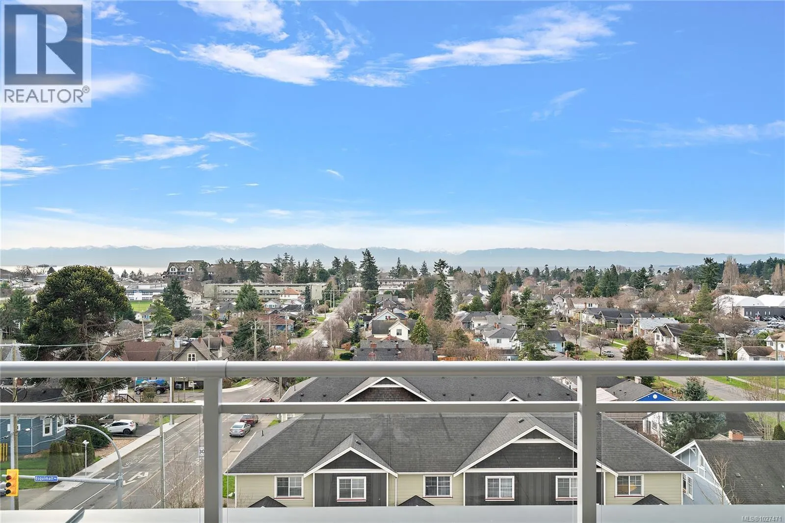 502 1102 Esquimalt Rd