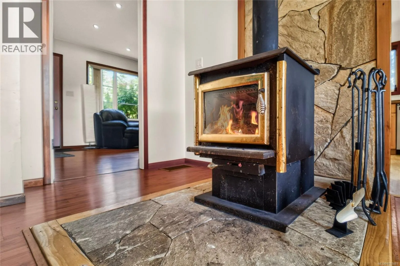 212 Albion Cres